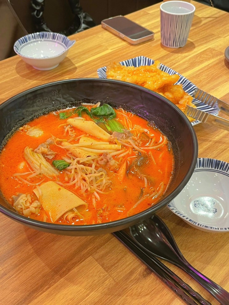  잠실 롯데월드 어드벤처 맛집 잠실 마라탕 꿔바로우｜마라공방 잠실롯데월드점