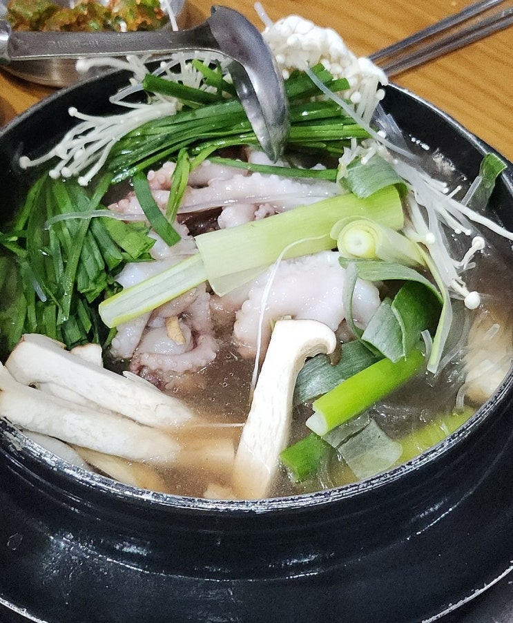  청주갈비탕/ 고기가 녹는 명가가마솥갈비탕
