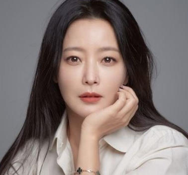 김희선, 스릴러 시리즈 '가스라이팅' 주연 김희선, 스릴러 시리즈 '가스라이팅' 주연