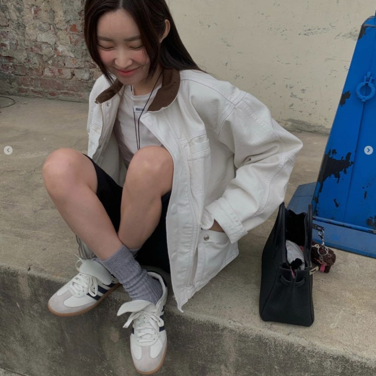 아디다스 X 휴먼레이스 삼바 구매 후기 ㅣ퍼렐 윌리엄스 차정원 패션 제니 신발 아디다스 X 휴먼레이스 삼바 구매 후기 ㅣ퍼렐 윌리엄스 차정원 패션 제니 신발