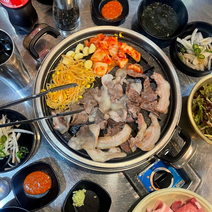 [김해 어방동 맛집] 김해 어방동 인제대 고깃집 - 아지매 뒷고기 (인제점)