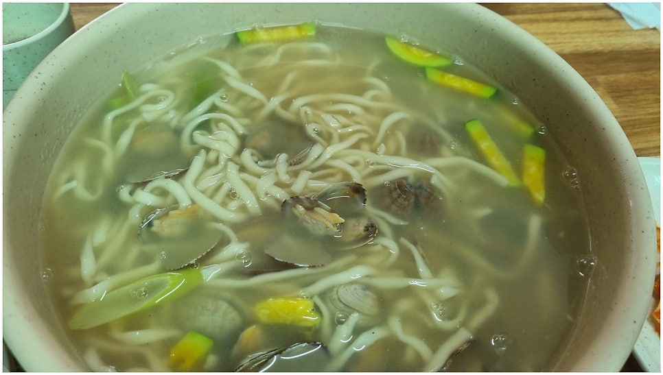 홍두깨 손칼국수보쌈 사진 2