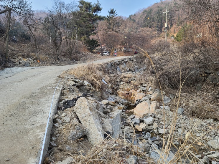 [돌쌓기 공사 시공사례] 양평군 수해복구공사  공사 3탄 [양평 포크레인, 양평 굴삭기, 양평 조경, 양평 돌쌓기,양평 부동산, 양평 공인중개사- 맑은조경]