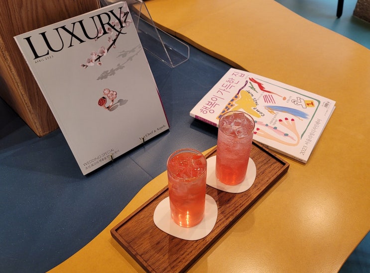  애기들 산책 시키고 문화생활도 하고 술냄새도 났던 2023년 3월 하반기 일상.