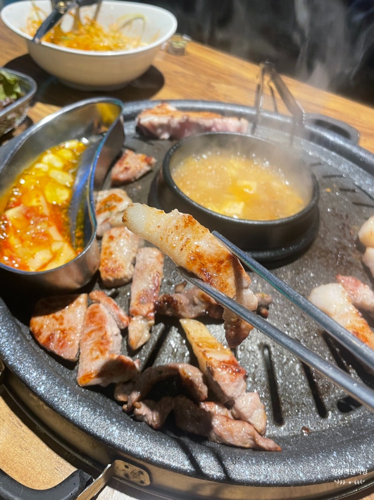  안양 안양역 고기무한리필 칼먹은삼겹살 안양1번가점 내돈내산 솔직후기