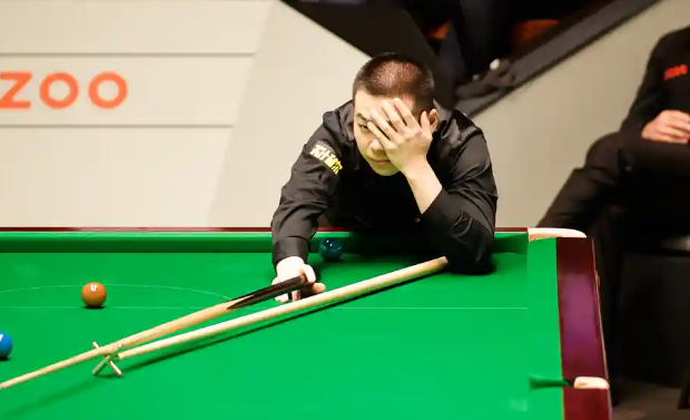O'Sullivan은 Crucible에서 1라운드 승리를 확정하기 위해 Pang의 싸움에서 살아남았습니다 O'Sullivan은 Crucible에서 1라운드 승리를 확정하기 위해 Pang의 싸움에서 살아남았습니다