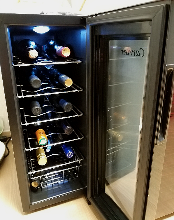 10만원대 가성비 와인셀러 사용기(12병 보관 가능) 10만원대 가성비 와인셀러 사용기(12병 보관 가능)