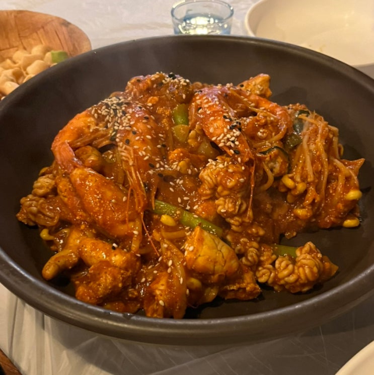  군산 알찜 맛집 ‘알둥지’ 곤이가 맛있는 포장마차 감성의 지곡동 술집