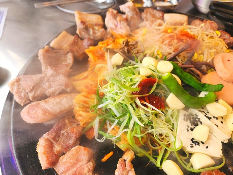 잠실 송파 술집 원무삼 솥뚜껑 삼겹살이 맛있는 방이먹자골목 맛집 잠실 송파 술집 원무삼 솥뚜껑 삼겹살이 맛있는 방이먹자골목 맛집