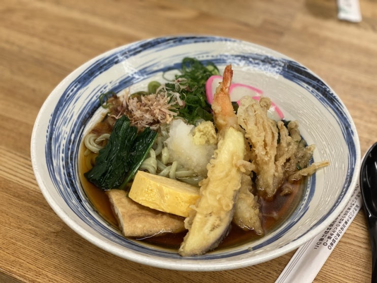  일본 교토 시치조역 로컬 맛집 말차면으로 만든 수제 말차 우동 전문점 카모가와 제면소 Kamogawa Seimenjo