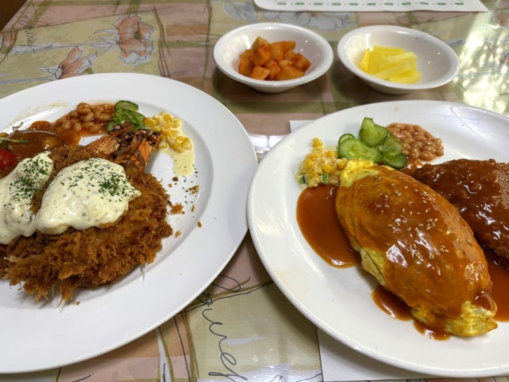  안성 중앙시장 레트로한 분위기의 경양식돈까스 맛집 마로니에