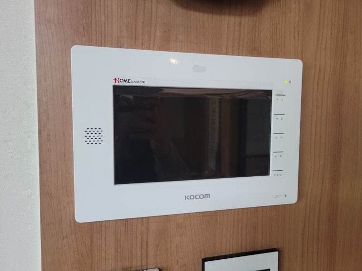  은평구 신사동 한신휴플러스아파트 코콤 10인치 비디오폰 K6B VP-10A 설치 후기