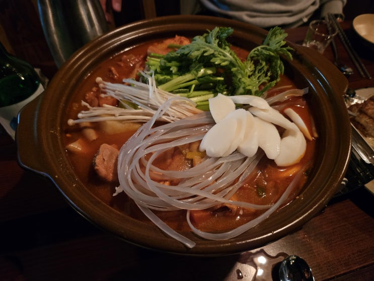 첨단 곱도리탕 맛집 '부엉이산장'