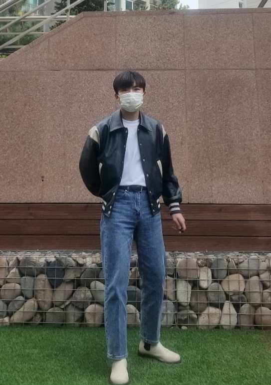  벌스데이수트 레더 바시티 자켓 코디 16도 17도 18도 19도 20도 기온별 날씨별 옷차림