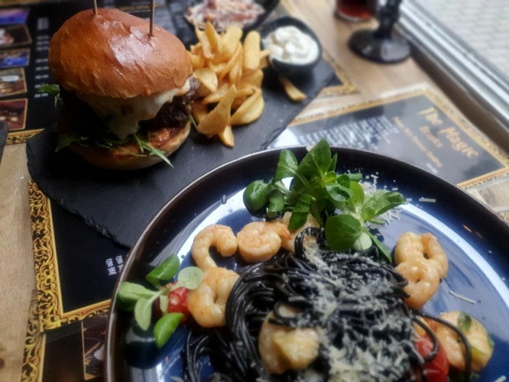  헝가리 부다페스트 숨겨진 맛집 해리포터 테마 레스토랑 The MAGIC Budapest