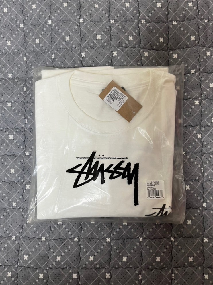  스투시 골드라이언(Gold Lion Tee) 반팔티 리뷰