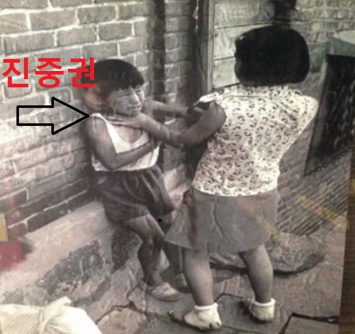 진중권! 누나한테 뭔 잘못을 한거야?