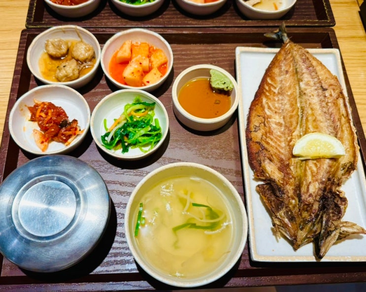  현대백화점 미아점 맛집. 돌장각.한식 요리 전문점. 지하 식당 코너. 푸드코트 맛집. 고등어구이와 낙지 돌솥밥 먹고 온 후기.