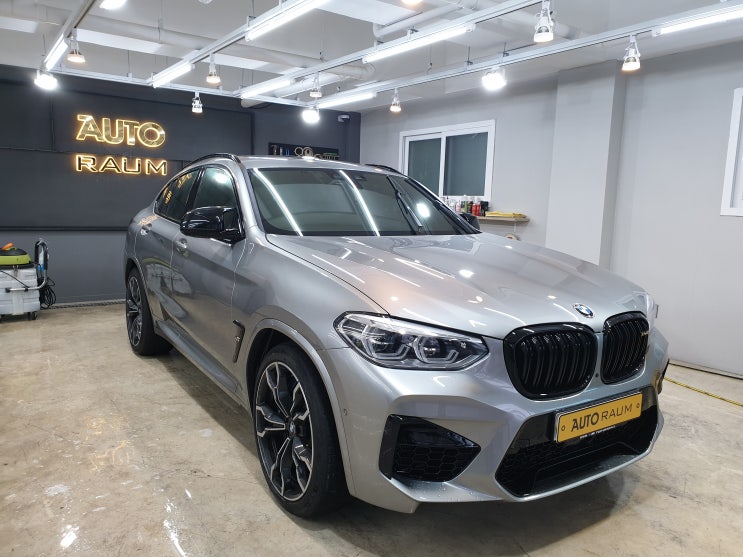  제주 bmw X4M 컴페티션 아이나비 퀀텀4K 블랙박스 커넥티드 프로 + 아이볼트 아이나비 보조배터리 시공