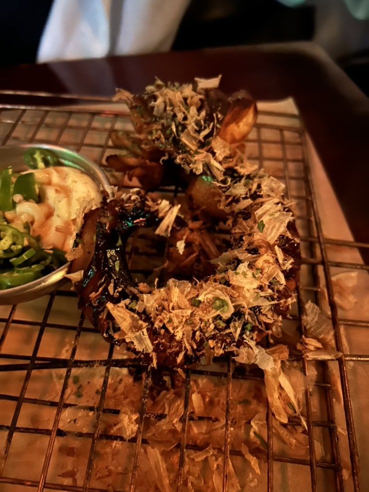  신논현역 술집 노가리슈퍼 문어다리 맛이 왜 내 입에 안 맞지?