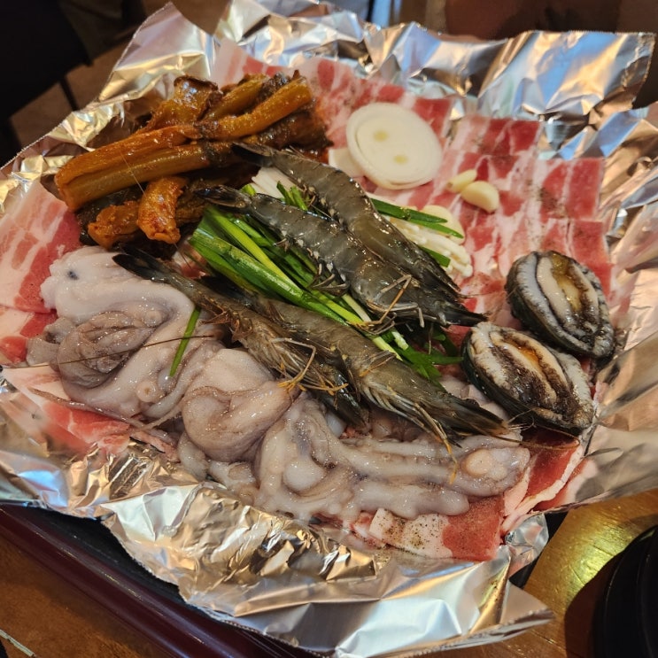  울산 북구 명촌 술집 여수갓김치 삼합:  용마포차