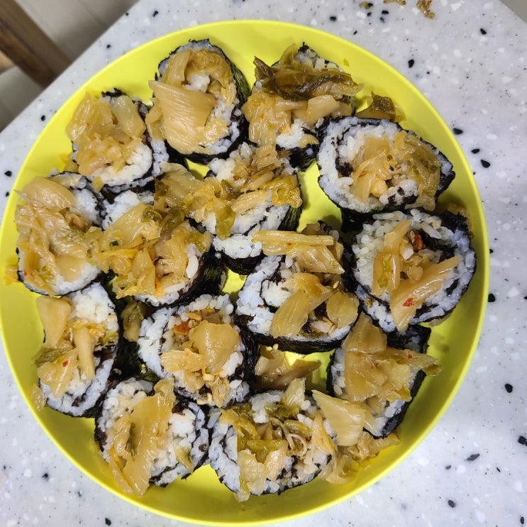  (6살 유아식)엄빠도 함께 먹는 묵은지멸치김밥(냉파 요리)