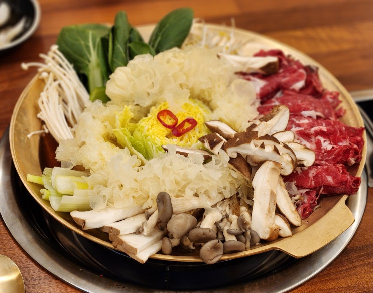  김해 버섯전골 맛집 율하 우화한식당