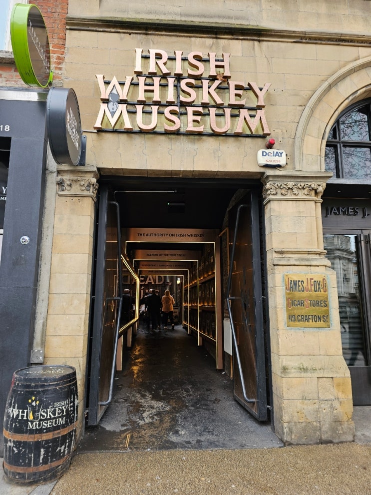  IRISH WHISKEY MUSEUM