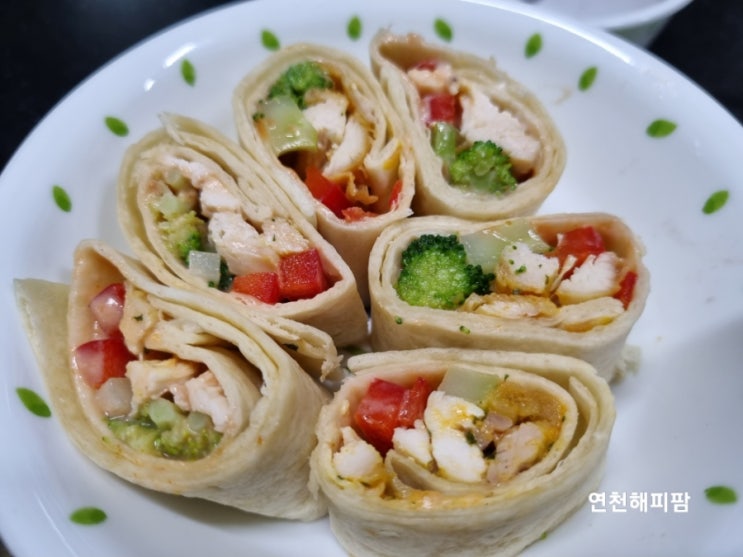  남은치킨활용 치킨또띠아롤 치킨랩만들기(풀무원 우유또띠아)