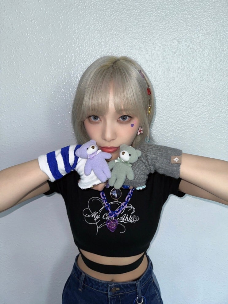 "동생 어떡하냐" 아스트로 문빈 사망하자, '아이돌 남매'인 동생 문수아에게 쏟아지는 걱정 "동생 어떡하냐" 아스트로 문빈 사망하자, '아이돌 남매'인 동생 문수아에게 쏟아지는 걱정