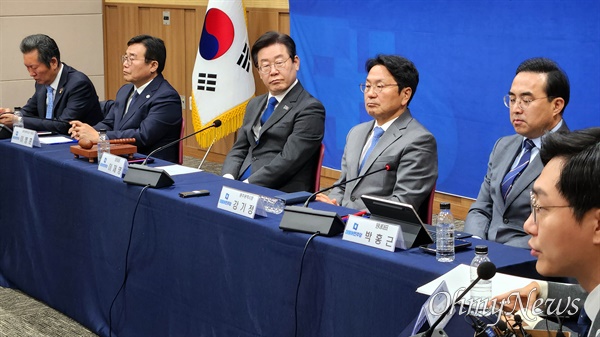 [오마이뉴스] '텃밭' 광주 찾은 <b>이재명</b> "<b>호남</b> 현안에 당력 집중"