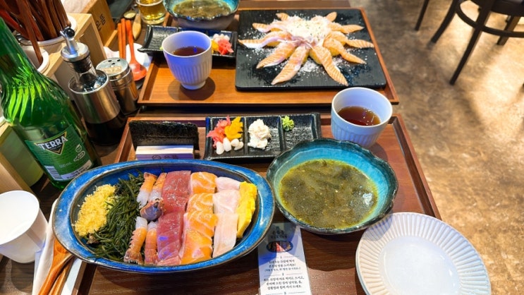 수내역 점심 초밥과 카이센동이 맛있었던 은뜸