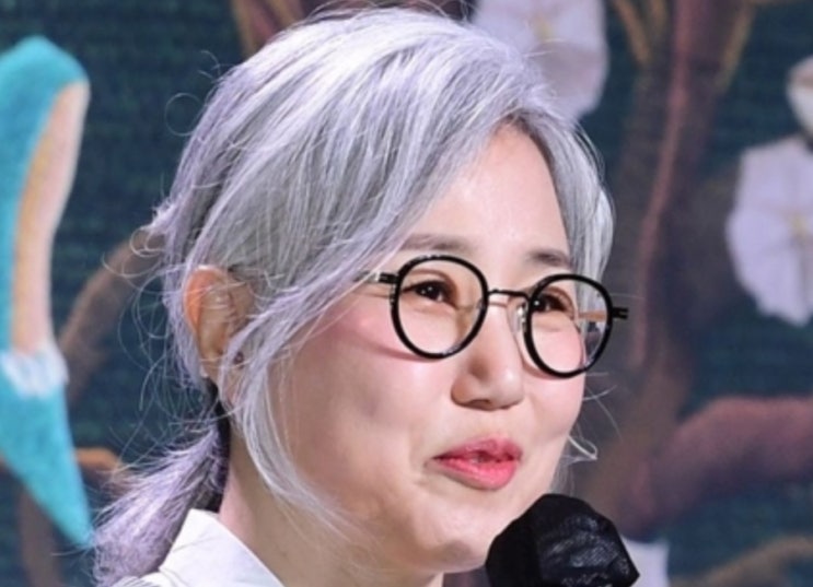 "위로되길"...'더 글로리' <b>김은숙</b> 작가, 산불 이재민에 300인분... 