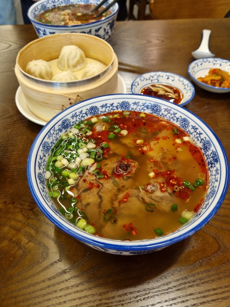  전주 신시가지 <샤오바오우육면>_신시가지 점심/해쥬니아빠랑 냠냠