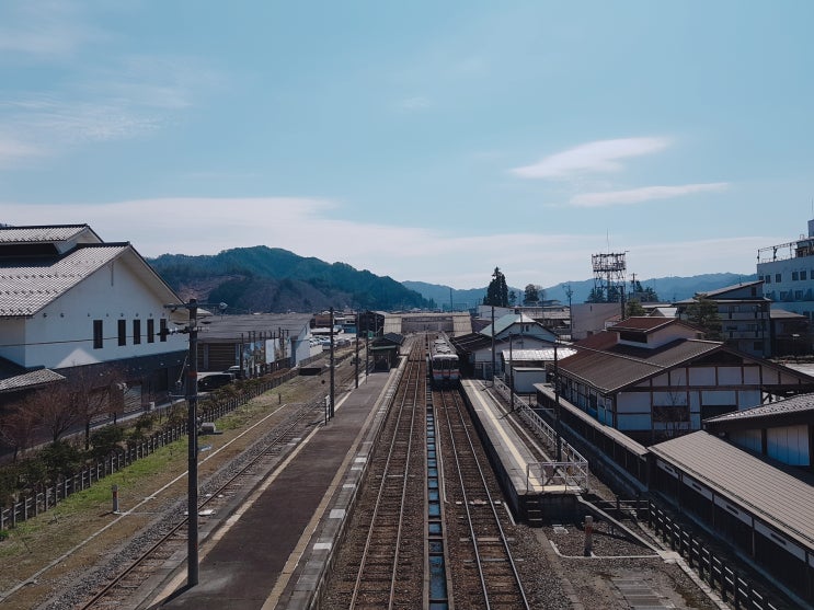  2019.04 나고야 근교 여행 (12) '너의 이름은'을 따라 돌아보는 히다(飛騨) 시 (케타와카미야신사, 사쿠라 기념품 가게!)