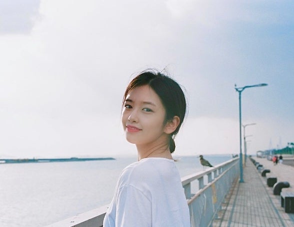 IVE An Yu-jin's Instagram & Profile: Adorable 'Girlfriend Pics' (feat. Sheep)