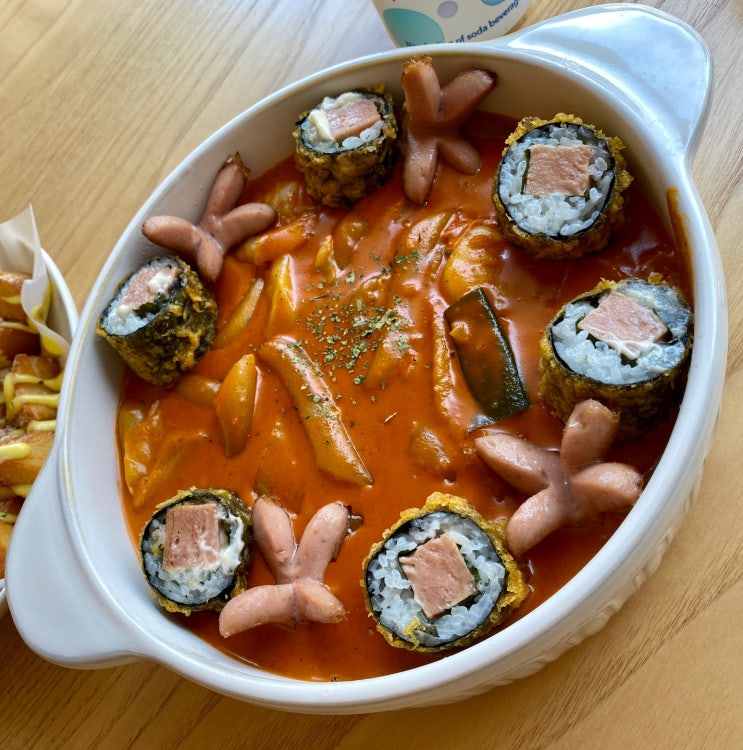  [고양시 일산] 밤리단길 맛집, hoy 호이 떡볶이 / 로제 떡볶이, 스팸마요 김밥튀김, 정발산동 분식집 김밥집 떡볶이집