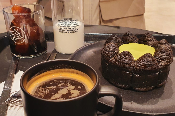 [도산공원 카페] 누데이크 하우스 도산 힙한 피크 케이크 맛집(젠몬, 탬버린즈)