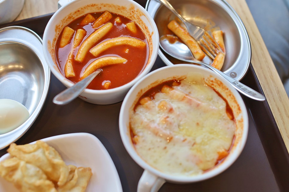 신전떡볶이 용호점 사진 1