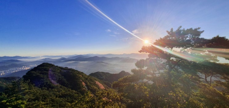  초보등산러를 위한 등산 가이드 모음.zip (등산화/등산코스/사진촬영 노하우 등 꿀팁)