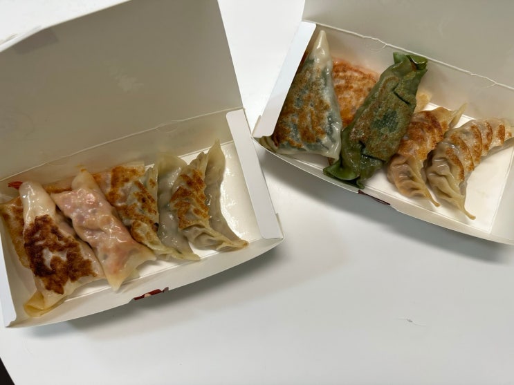 롯데 백화점 분당점 식품관  마감 판매 구운몽 모듬만두 만원에 득템 ( 메뉴 가격 )