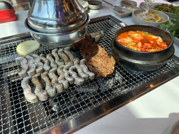  마석 맛집. 천마산 강장어.착한 장어 가격에 무제한 쌈, 샐러드 바를 이용할 수 있는 화도읍 맛집.