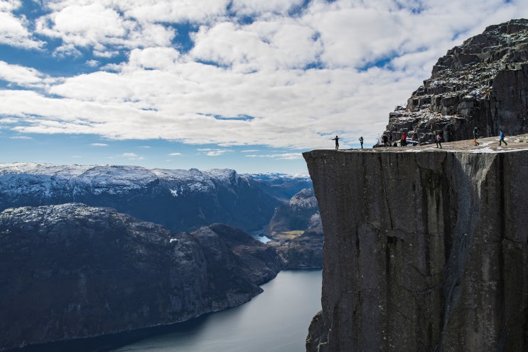  노르웨이3대 트레킹 코스 뤼세피오르(Lysefjord) 프레이케스톨렌(Preikestolen)  1편