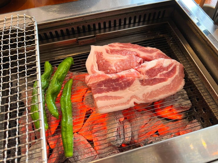  [홍대/연남동 맛집] 고기냄새 안배고 직접 구워주는 화씨이육공