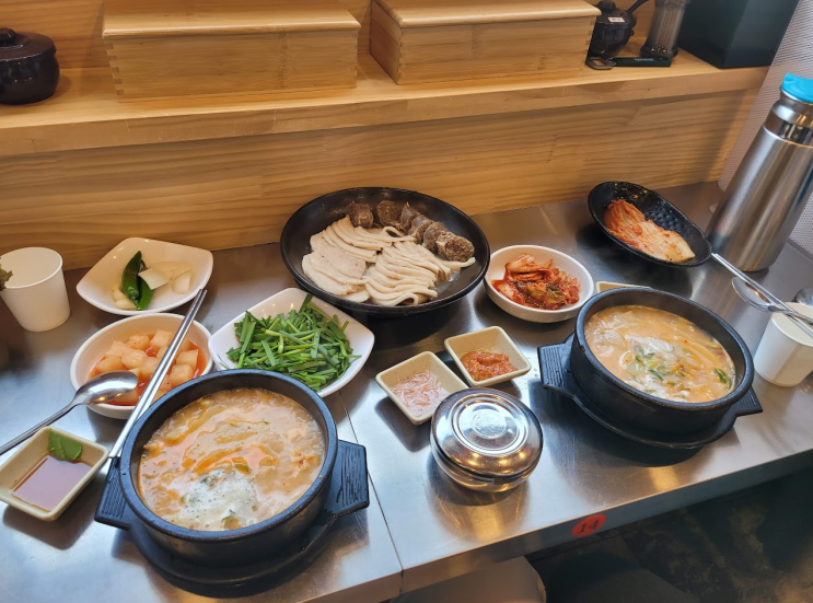  수변최고돼지국밥 센텀시티점에서 맛있게 먹은 항정국밥과 수육
