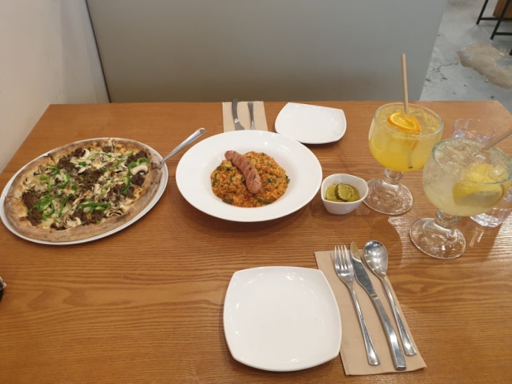 대구 신세계 맛집 캘리포니아피자키친(CPK) 대구신세계점 신메뉴 후기 (비프치즈피자, 잠발라야라이스, 버터케이크) 대구 신세계 맛집 캘리포니아피자키친(CPK) 대구신세계점 신메뉴 후기 (비프치즈피자, 잠발라야라이스, 버터케이크)