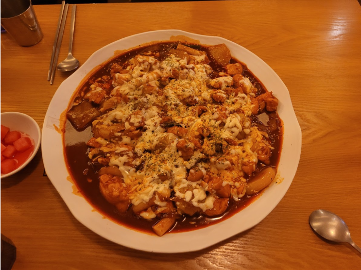  포항 양덕 동궁찜닭에서 즐긴 푸짐한 순살 황금찜닭
