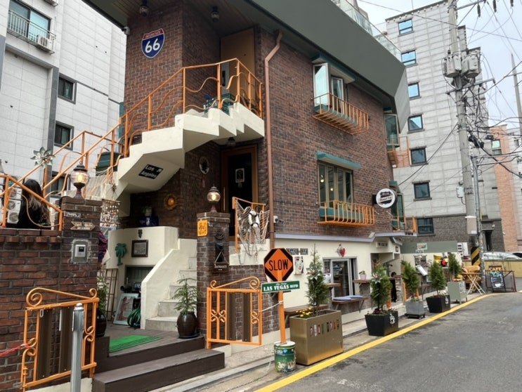  [신림] 공부하기 좋은 조용한 뉴욕 감성의 신림동 카페, 로드트립