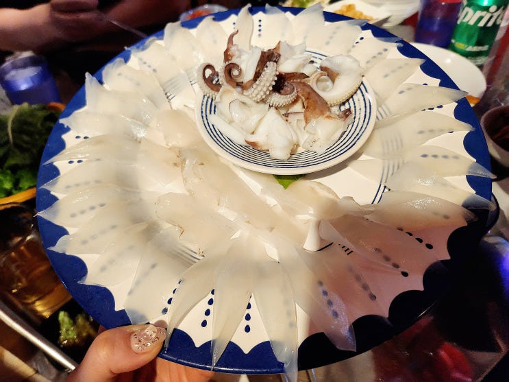  [전주/서신동] 처음 먹어보는 식감! 제철 갑오징어 회, 우리동네 청춘포차