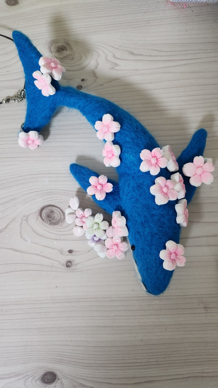 니들펠트로 고래와 벚꽃 만들기 make a whale